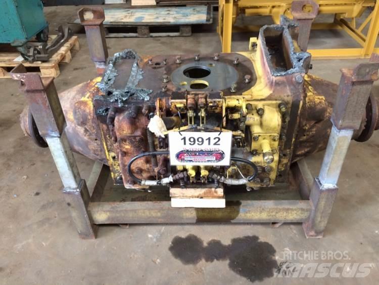 Komatsu D37P-5 Køregear Предаване