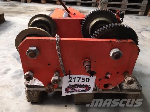  Kran løbekat og mek. talje Части и оборудване за кранове
