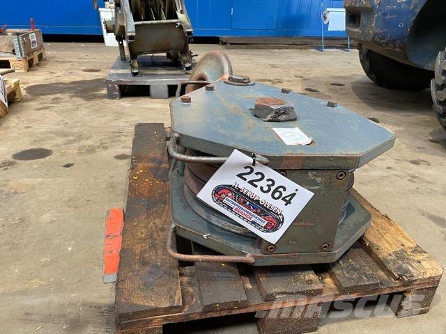  Krankrog med 3 wirehjul Части и оборудване за кранове
