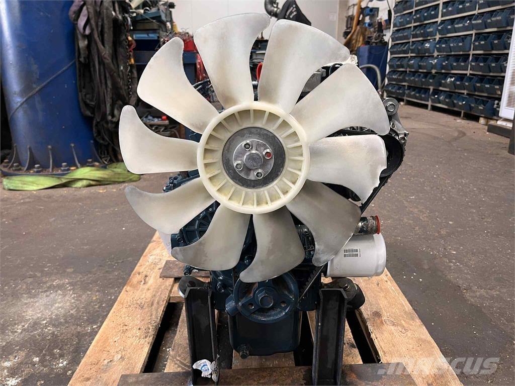 Kubota V1505-EU1 motor Двигатели