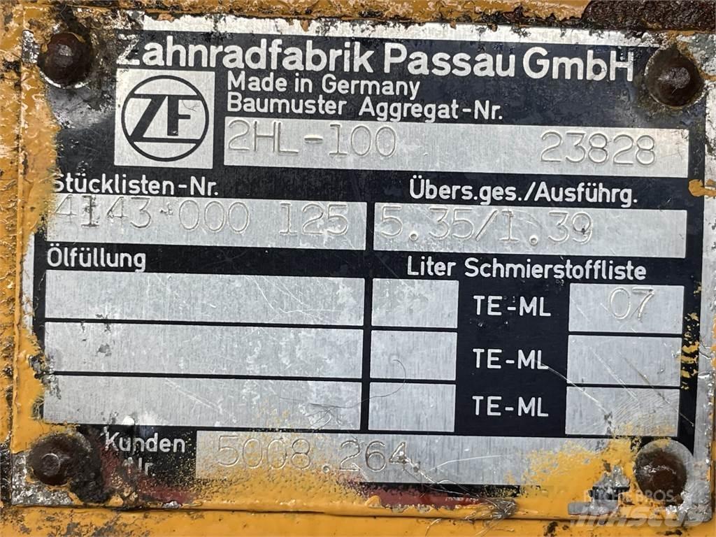 Liebherr A902 Køregear Предаване