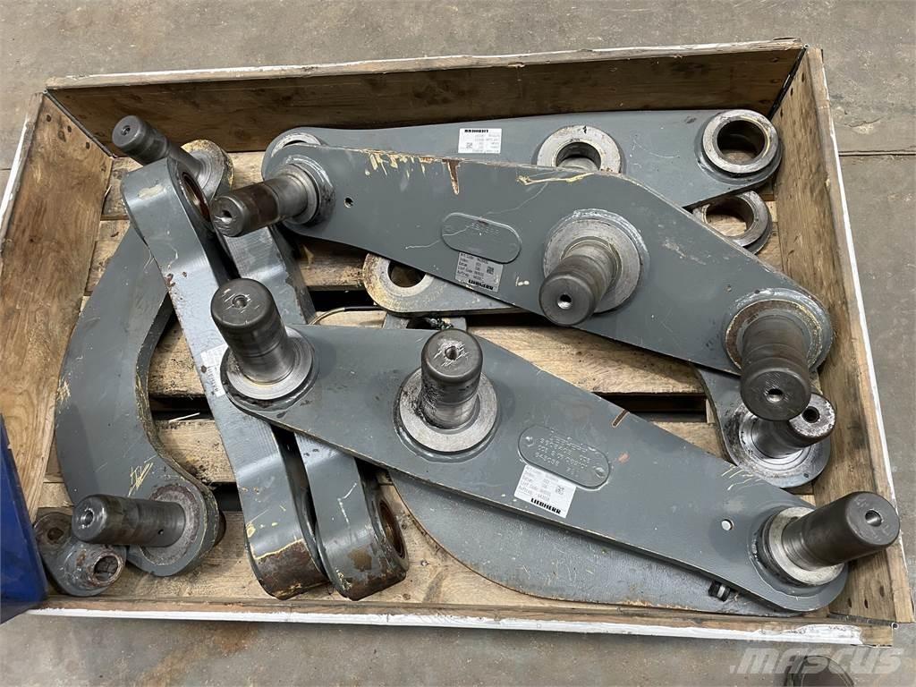 Liebherr L542 Link Arm Други компоненти