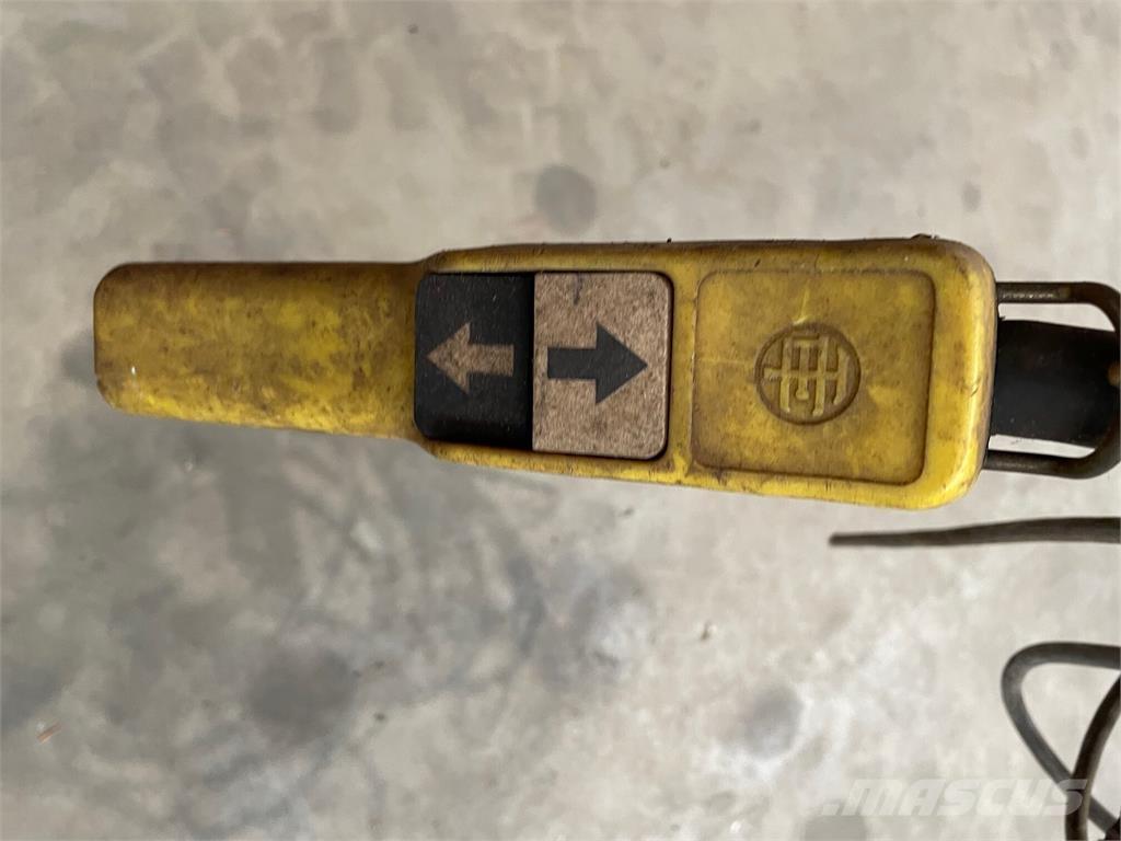 Morris el-kædetalje - 500 kg Части и оборудване за кранове
