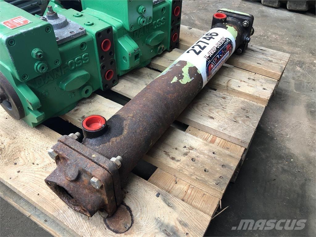  Oliekøler Ø95 mm Морски силови агрегати