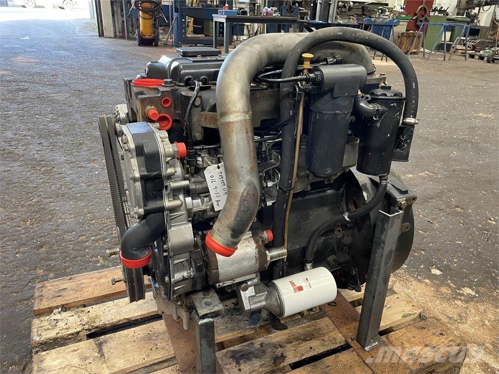 Perkins 2174/2200 motor Двигатели