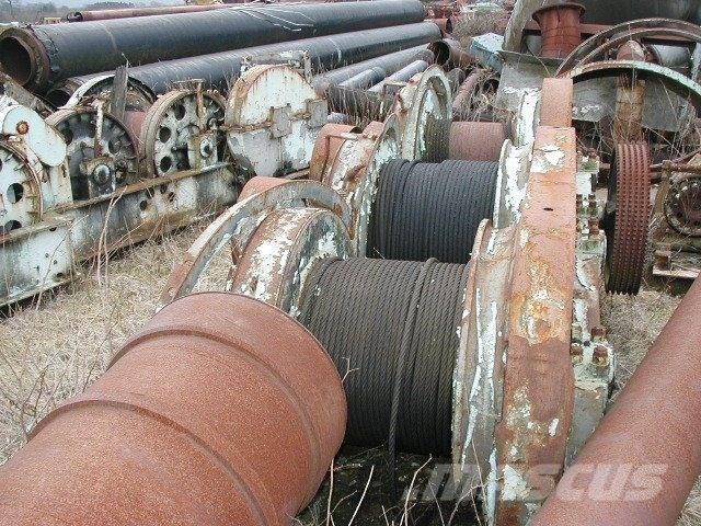  Piloteringsspil 3 tromler Подемници, лебедки и елеватори за материали
