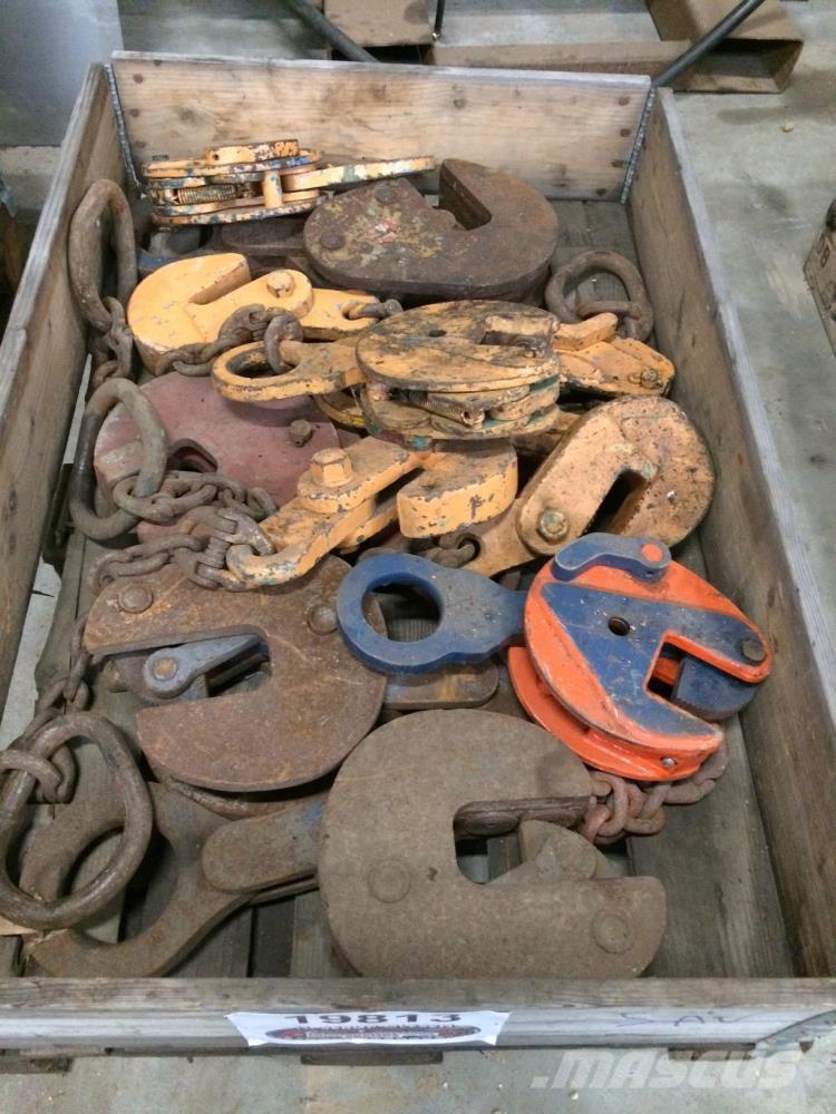  Pladeklør, diverse 1 palle Части и оборудване за кранове
