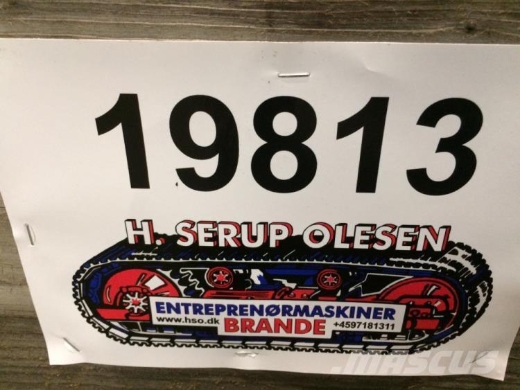  Pladeklør, diverse 1 palle Части и оборудване за кранове
