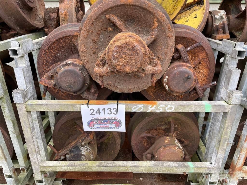  Skinnehjul ø450 mm + flange Гуми