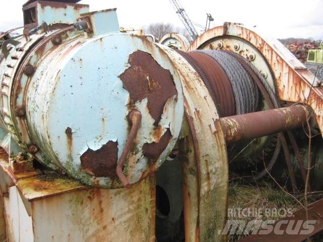  Spil ex. Storhavn - 1 stk. Подемници, лебедки и елеватори за материали
