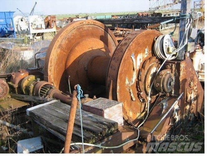  Spil - vægt ca. 7 ton Подемници, лебедки и елеватори за материали
