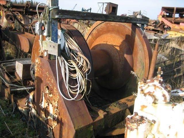  Spil - vægt ca. 7 ton Подемници, лебедки и елеватори за материали
