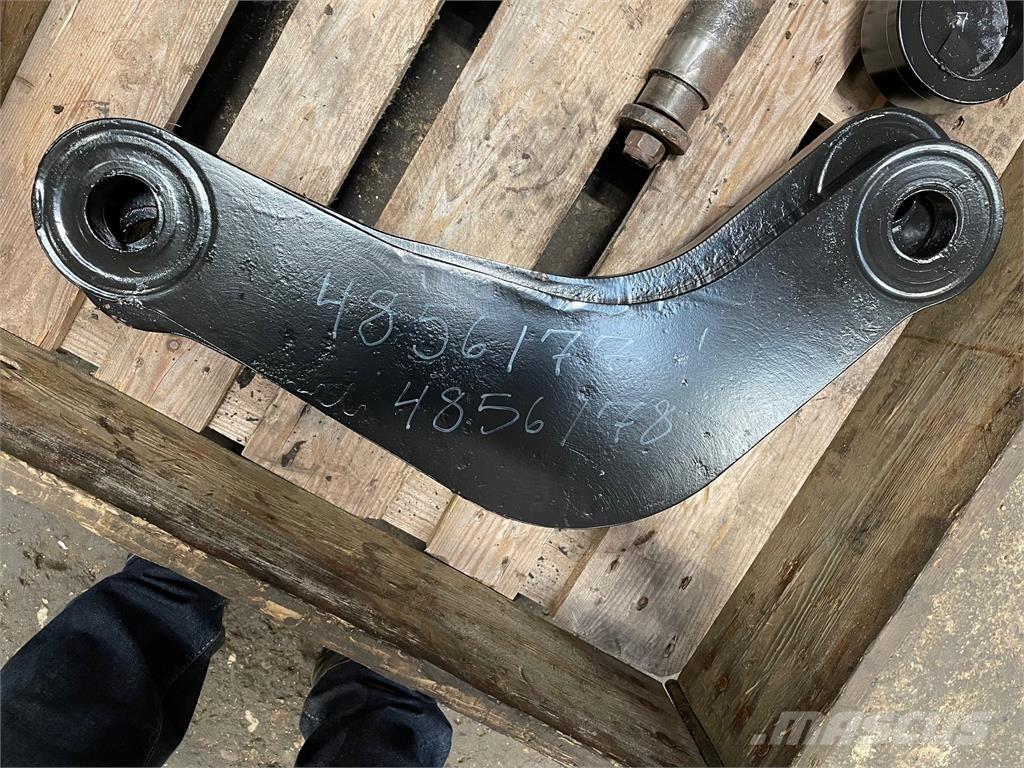 Volvo 4500 Link Arm Други компоненти