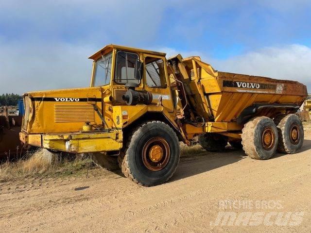 Volvo A25 dumper til ophug Странични самосвали