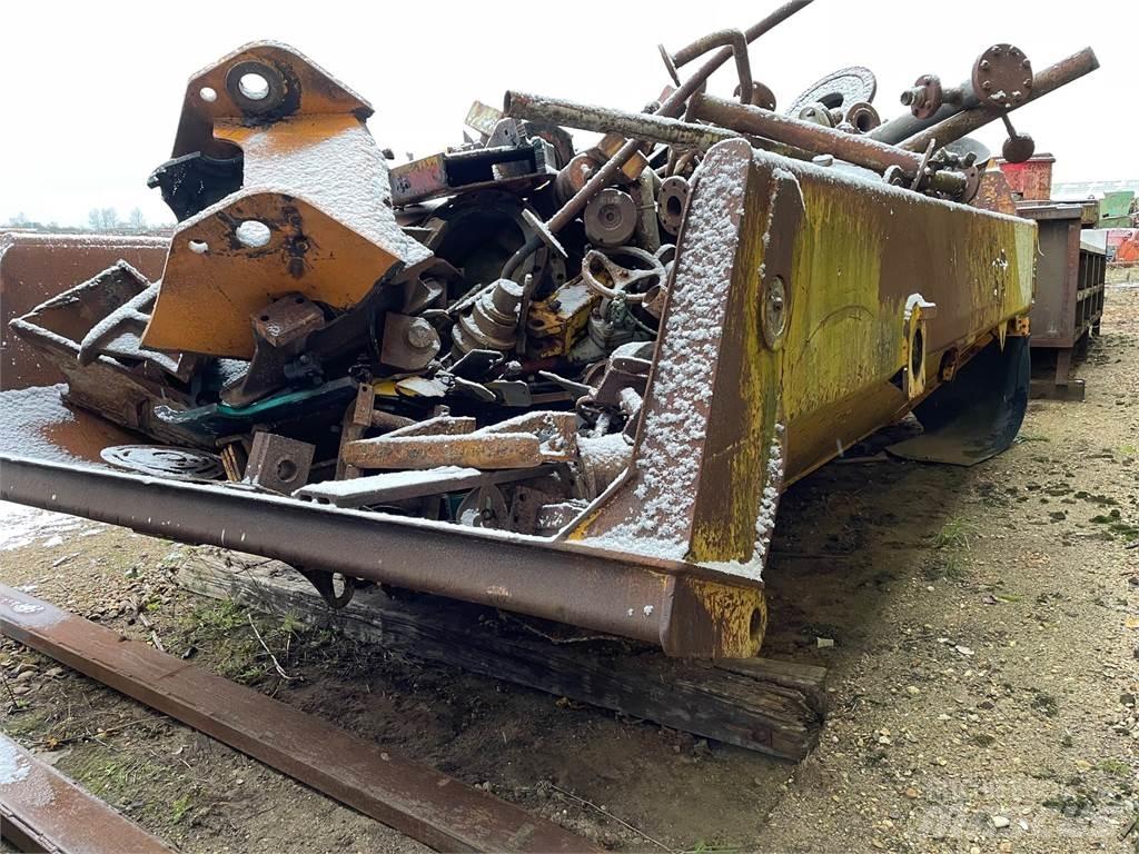 Volvo A25D dumperkasse Странични самосвали
