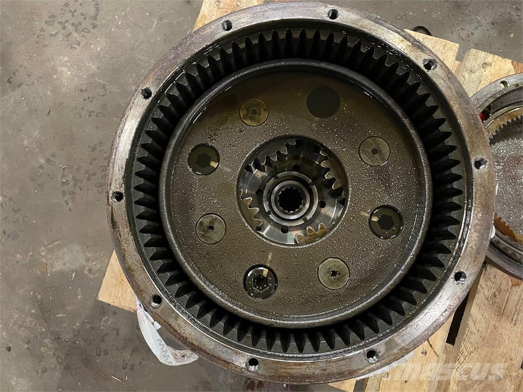 Volvo EC230B Køregear Предаване