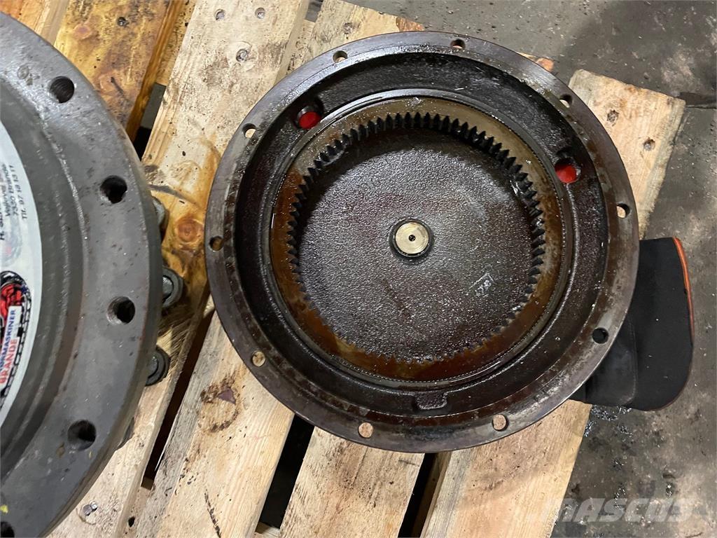 Volvo EC230B Køregear Предаване