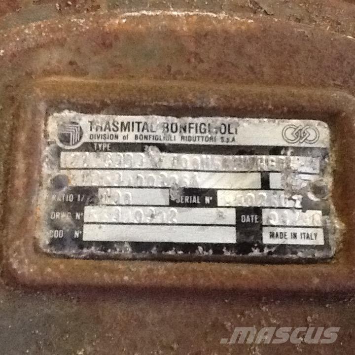 Volvo EC340 Køregear Предаване