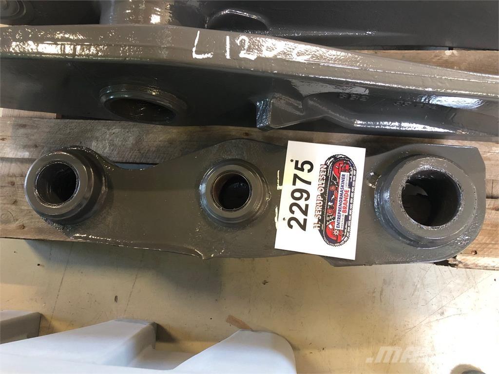 Volvo L120C Link Arm Други компоненти