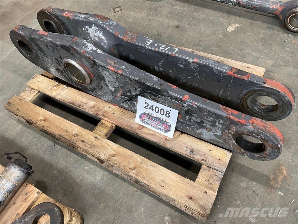 Volvo L120E Link Arm Други компоненти