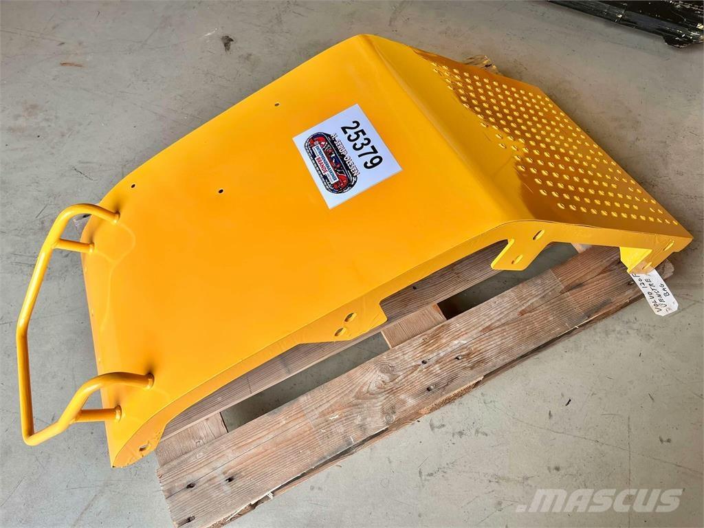 Volvo L120F bagskærm Други компоненти