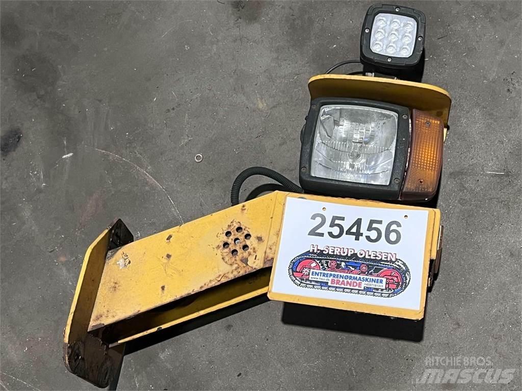 Volvo L120F frontlygte Електроники