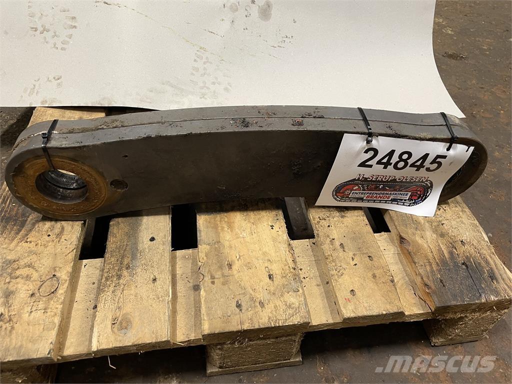 Volvo L120F Link Arm Други компоненти