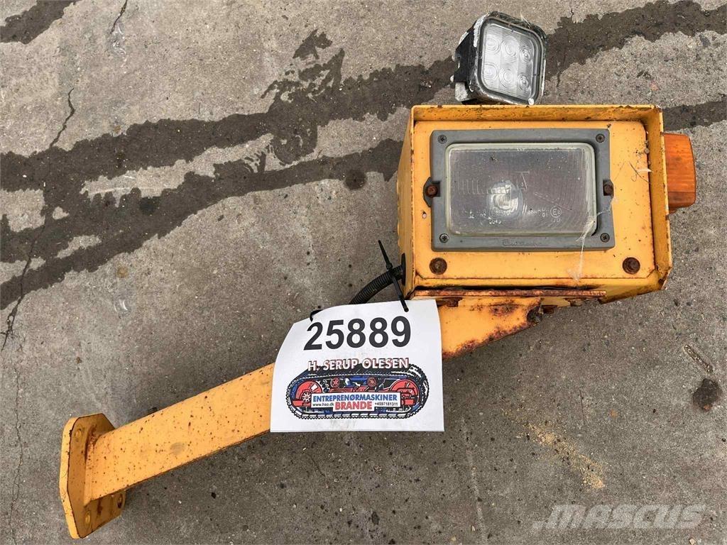 Volvo L220E frontlygte Електроники
