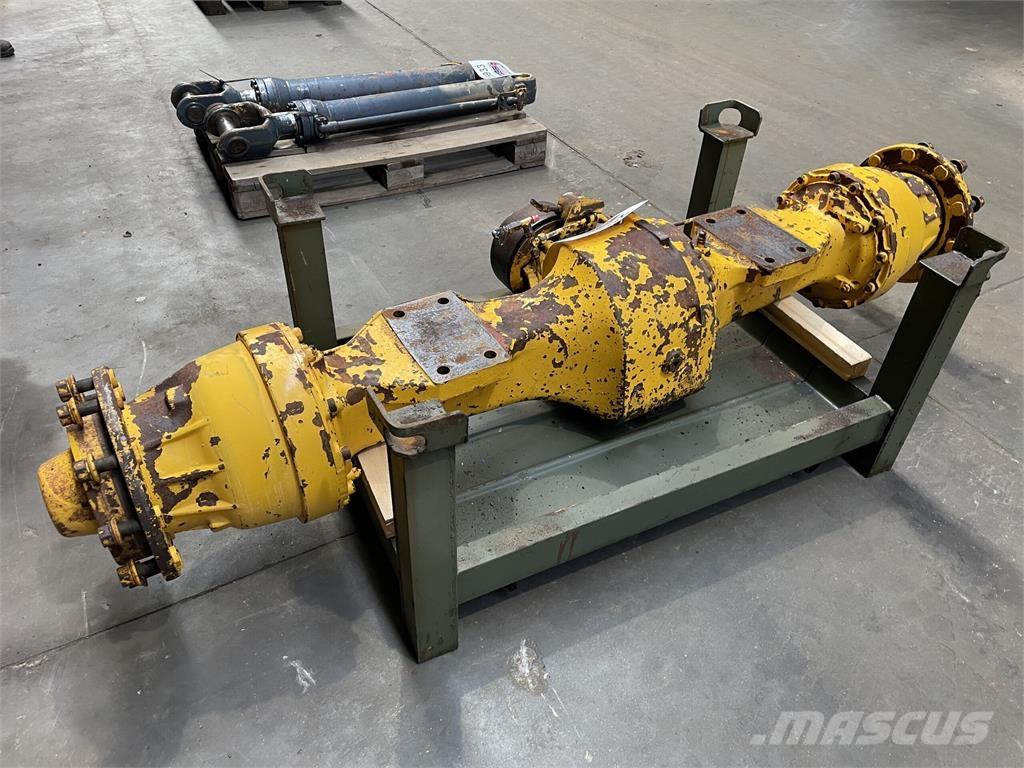 Volvo L70B frontaksel Оси
