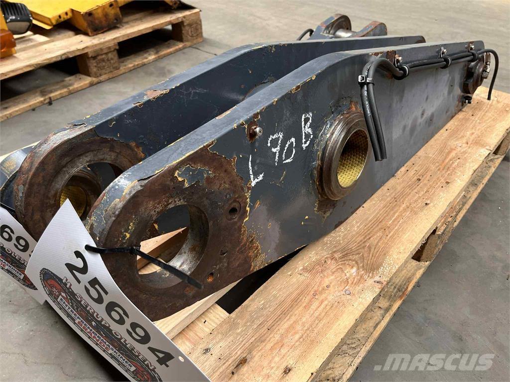Volvo L70B Link Arm Други компоненти