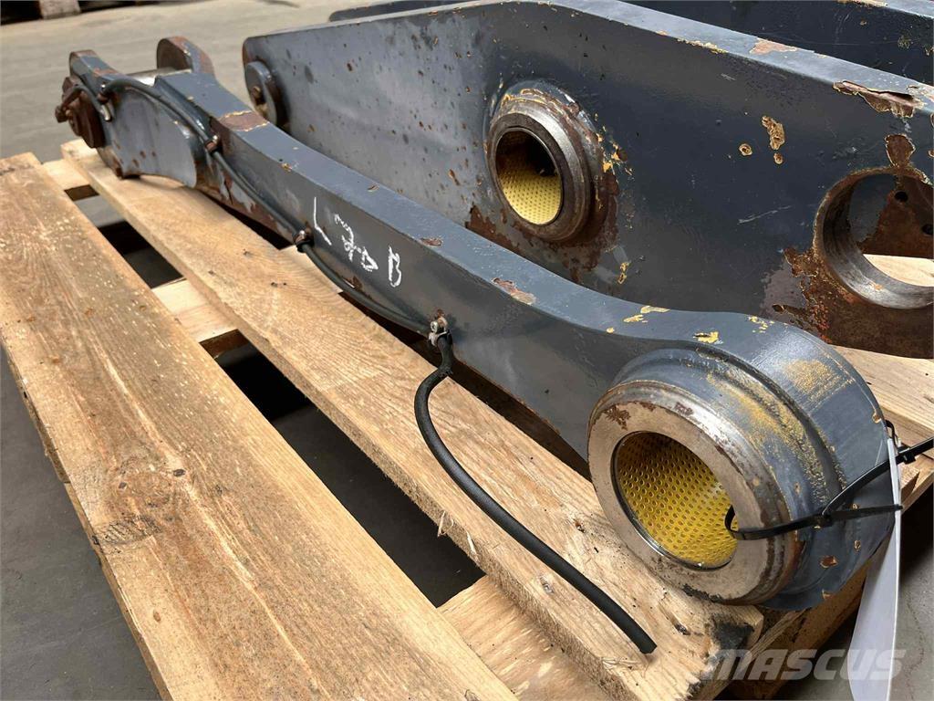 Volvo L70B Link Arm Други компоненти