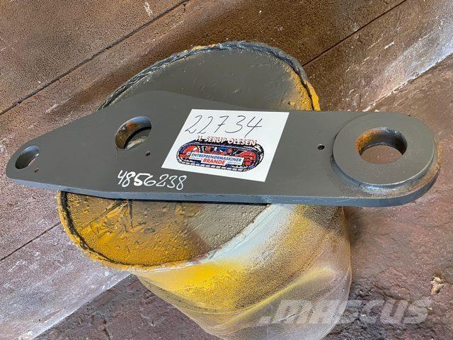 Volvo L90B Link Arm Други компоненти