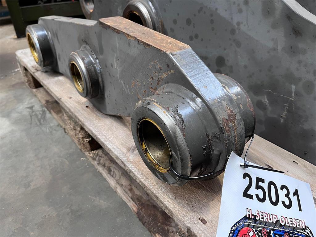 Volvo L90E Link Arm Други компоненти