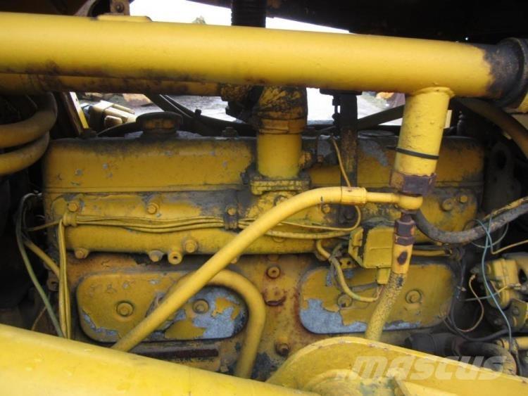 Volvo LM840 4 x 4, til ophug Колесни товарачи