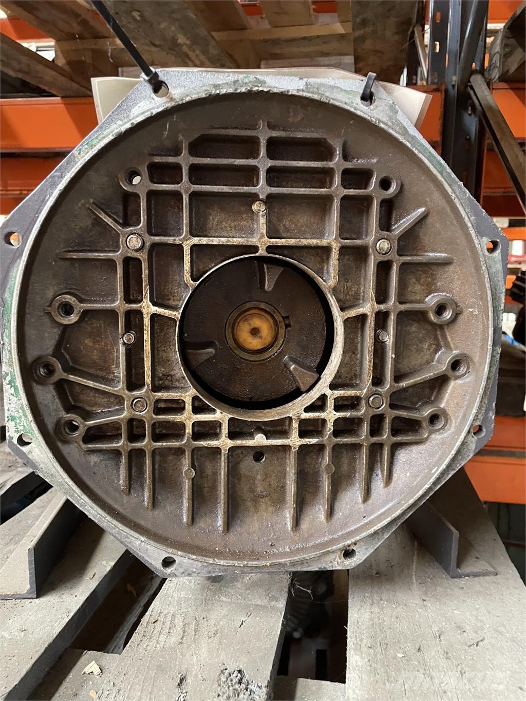 Volvo Penta Marinegear Скоросни кутии