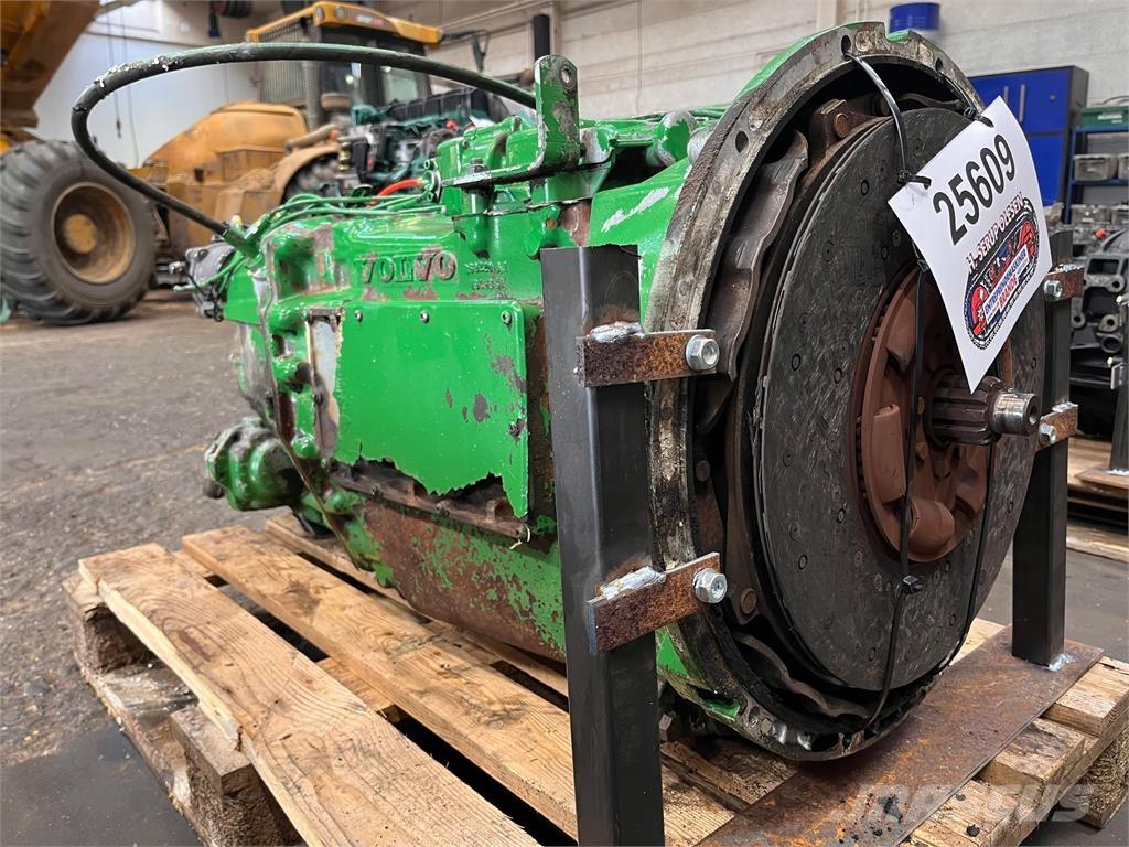 Volvo SR1700 transmission Предаване