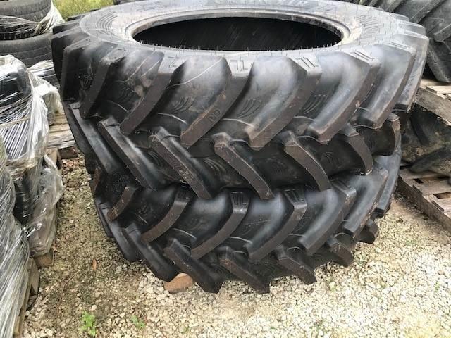  Rear Tyres Колелета/Гуми
