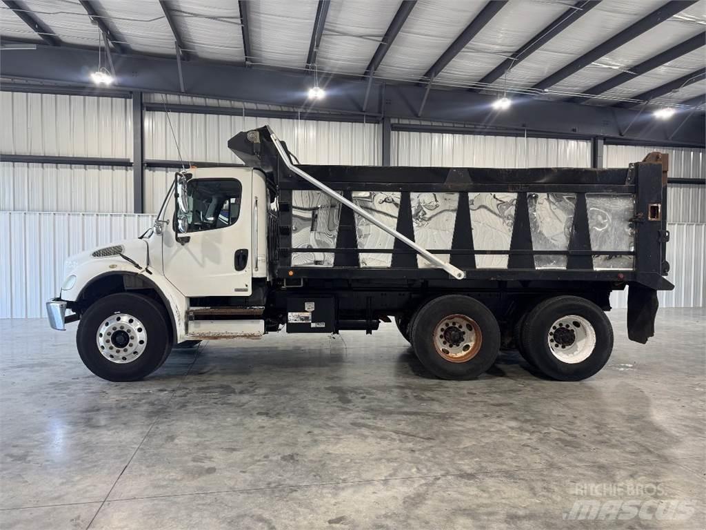 Freightliner M2 Самосвал