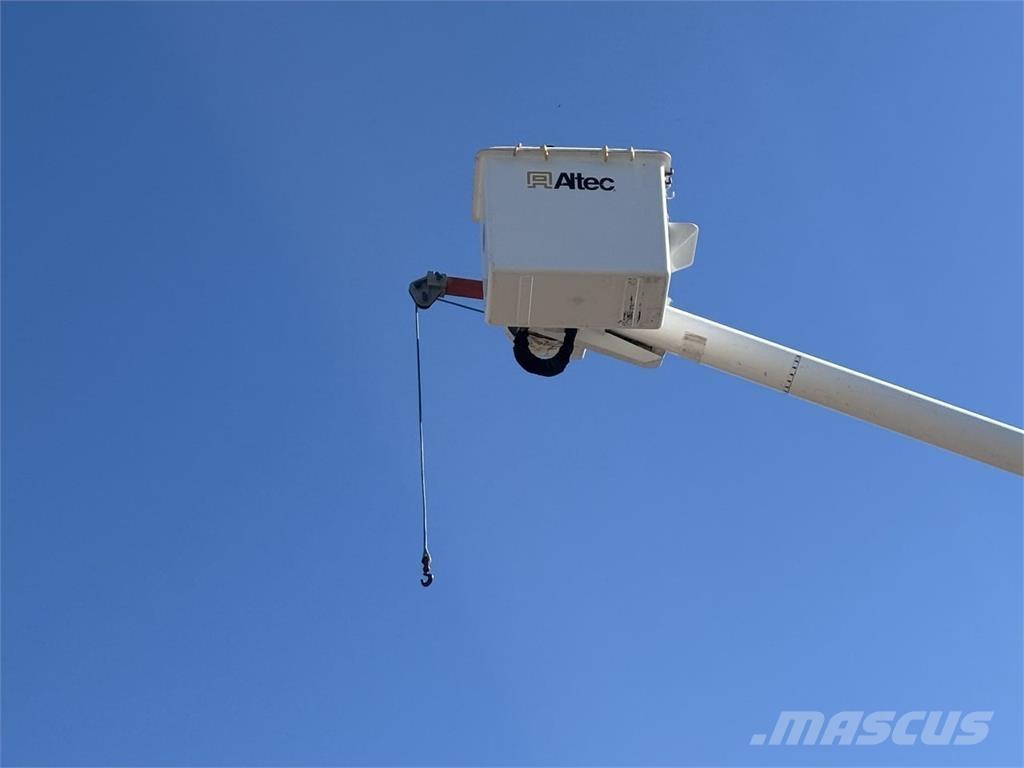 Freightliner M2 Моторизирани платформи с талига