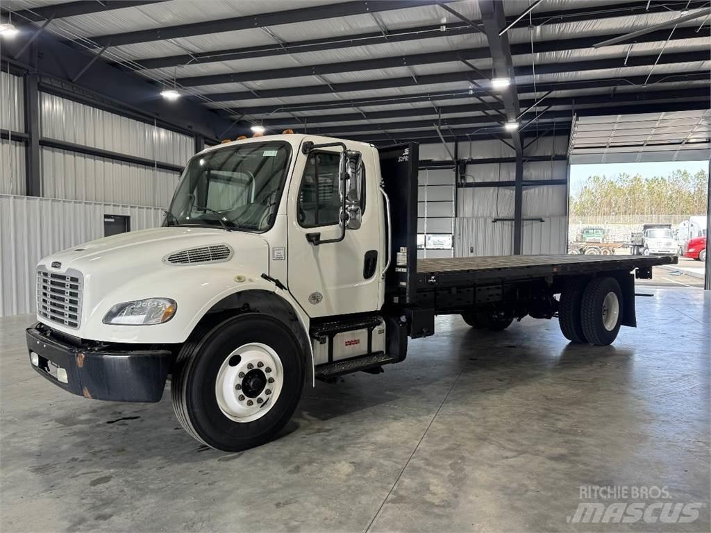 Freightliner M2 106 Бордови