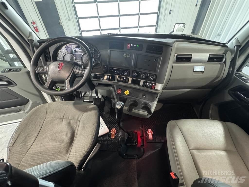 Kenworth T680 Влекачи