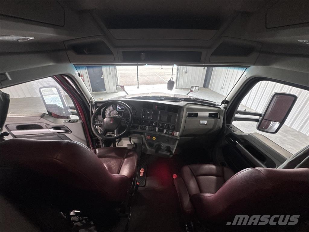 Kenworth T680 Влекачи