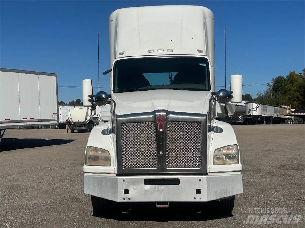 Kenworth T880 Влекачи