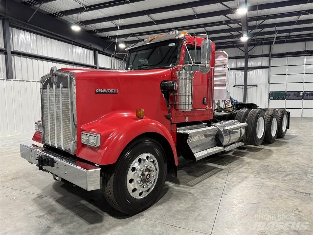 Kenworth W900L Влекачи