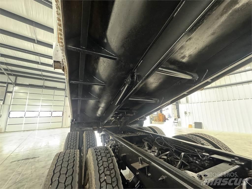 Kenworth W990 Самосвал