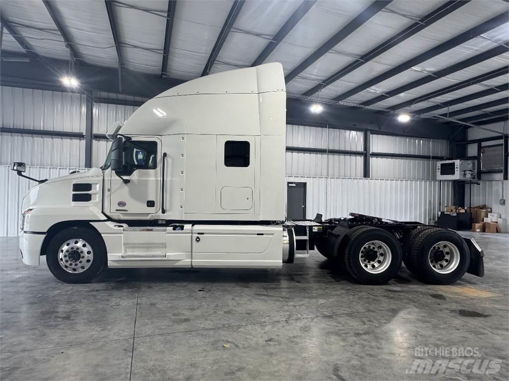 Mack AN64T Влекачи