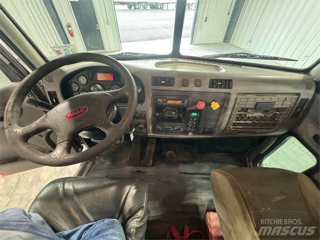 Peterbilt 330 Бордови