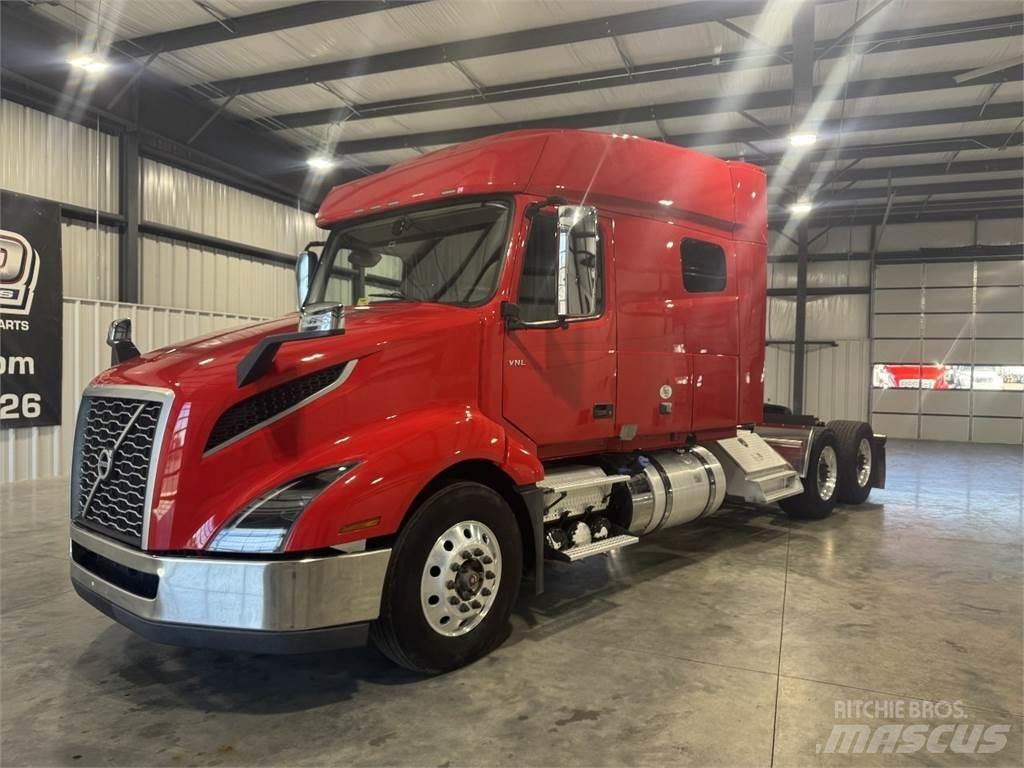 Volvo VNL64T740 Влекачи