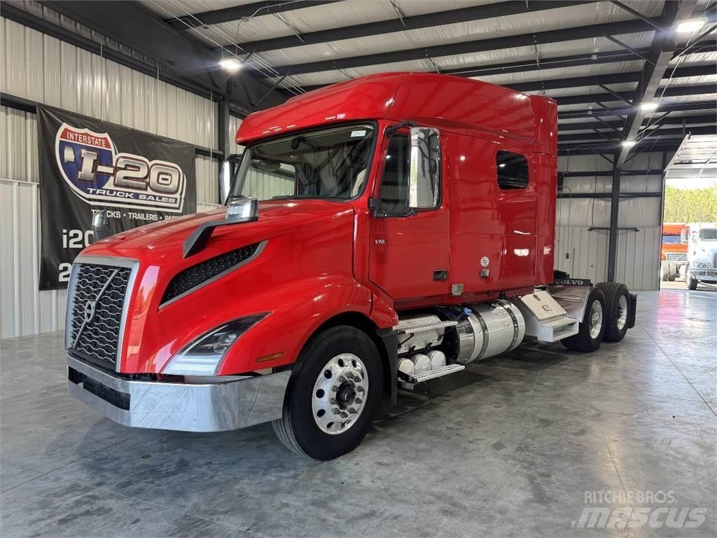 Volvo VNL64T740 Влекачи