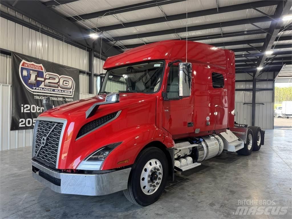 Volvo VNL64T740 Влекачи